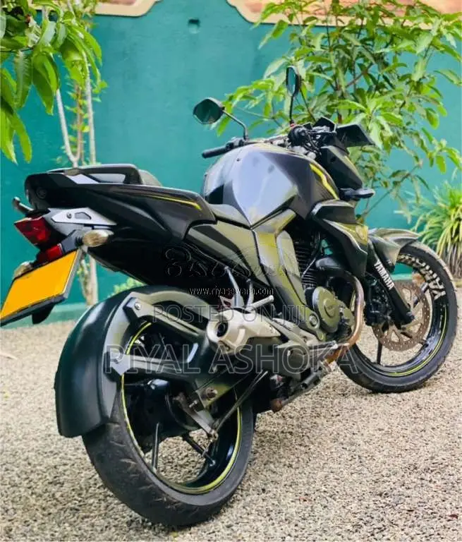 Yamaha FZ-S 2016 Motorbike (Used)