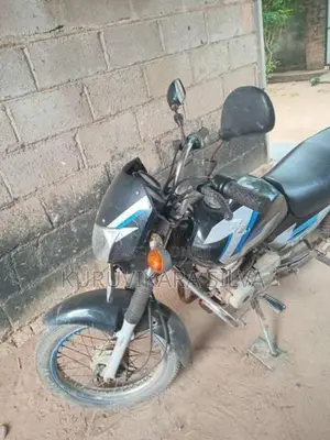 Bajaj CT-100 2010 Motorbike (Used)