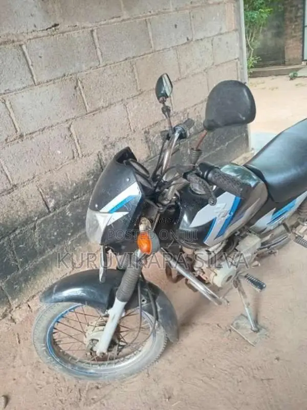 Bajaj CT-100 2010 Motorbike (Used)