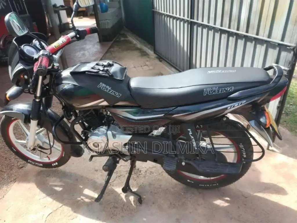 Bajaj Platina 2017 Motorbike (Used)
