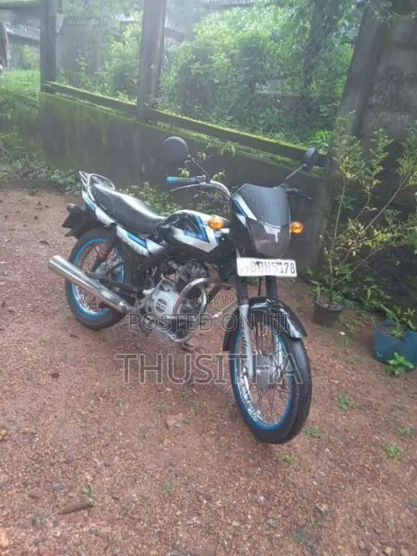 Bajaj CT-100 2016 Motorbike (Used)