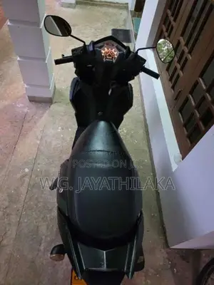 Yamaha Zr 2018 Motorbike (Used)