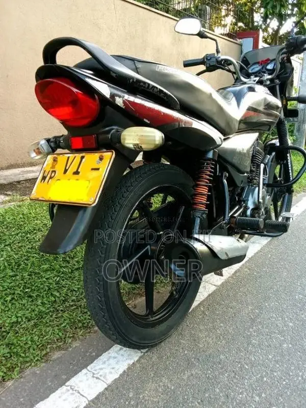 Bajaj Platina 125 2010 Motorbike (Used)