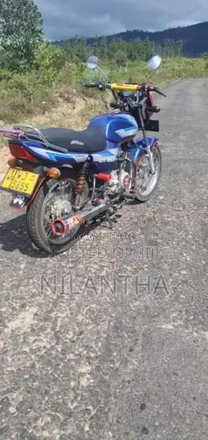 Bajaj CT-100 2011 Motorbike (Used)