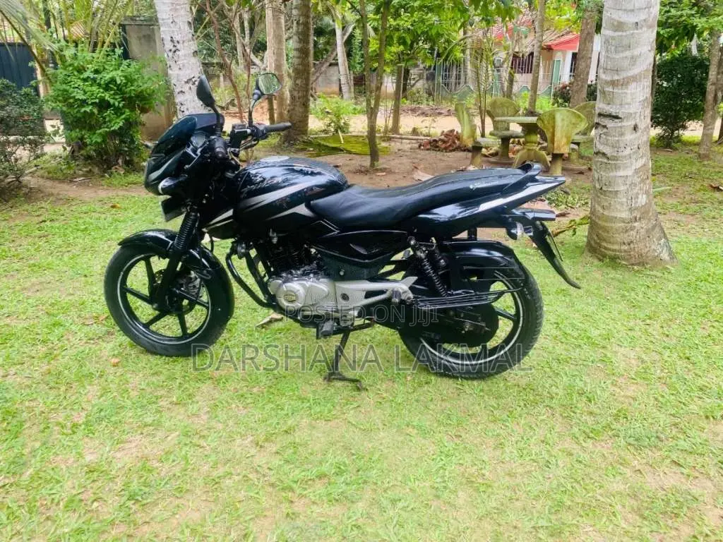 Bajaj Pulsar 2016 Motorbike (Used)