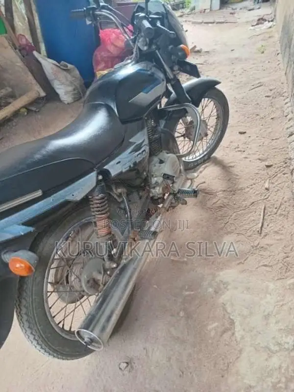 Bajaj CT-100 2010 Motorbike (Used)