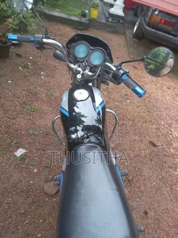 Bajaj CT-100 2016 Motorbike (Used)