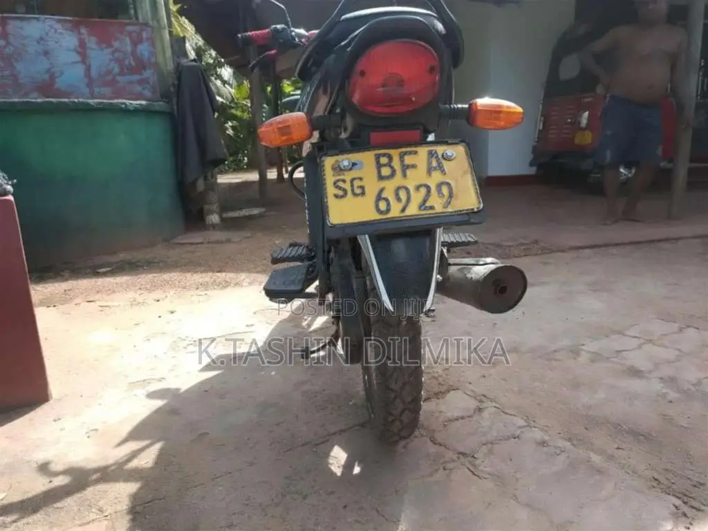 Bajaj Platina 2017 Motorbike (Used)
