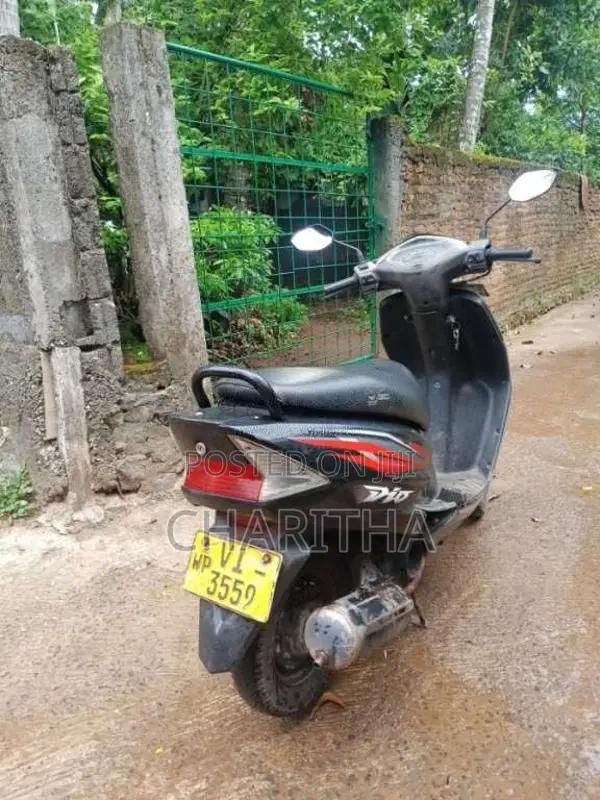 Honda Dio 2011 Motorbike (Used)