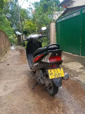 Honda Dio 2011 Motorbike (Used)