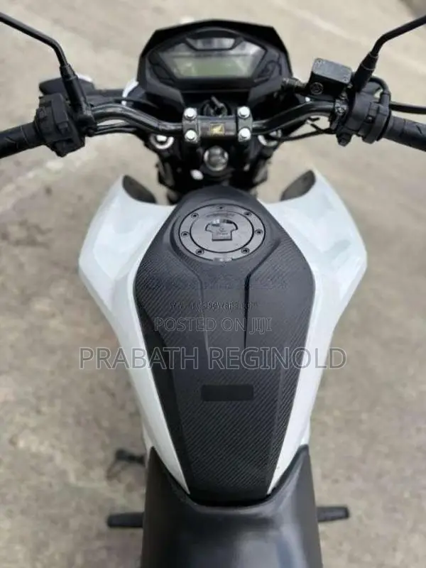 Honda CB Hornet 2017 Motorbike (Used)