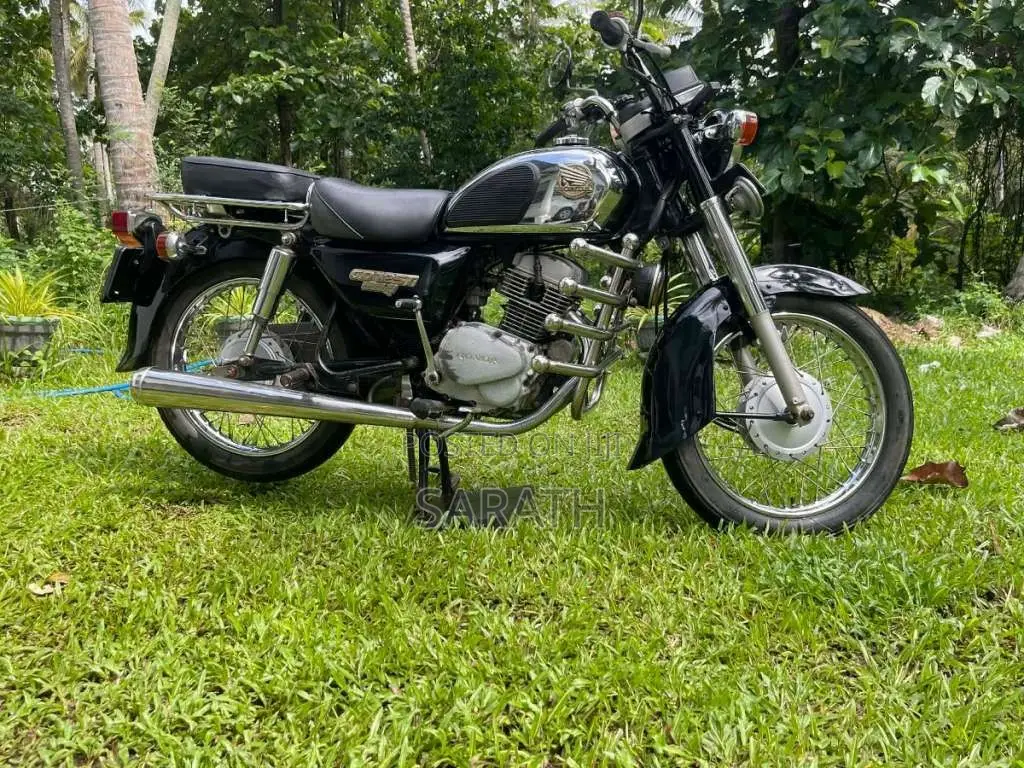 Honda Cd 125 T 2005 Motorbike (Used)