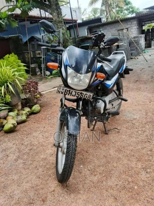 Bajaj CT-100 2018 motorcycle (Used)