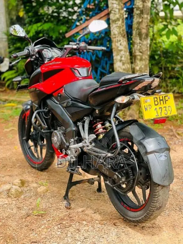 Bajaj Pulsar NS160 2018 Motorbike (Used)