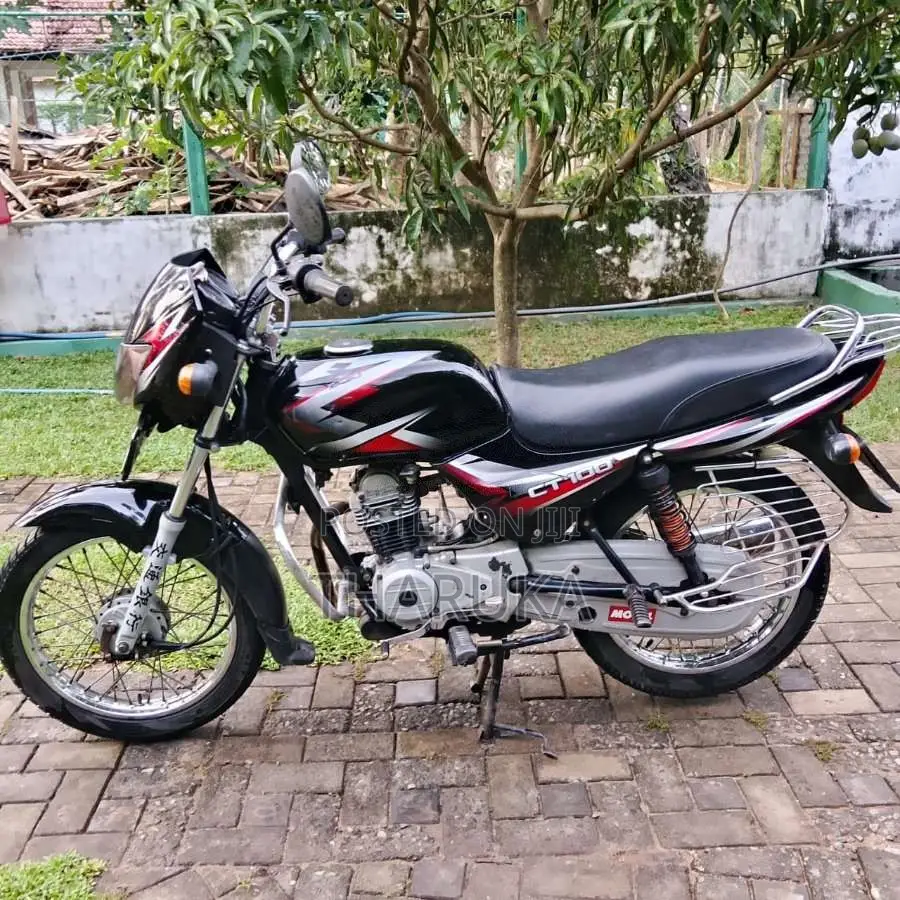 Bajaj CT-100 2017 Motorbike (Used)