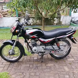 Bajaj CT-100 2017 Motorbike (Used)
