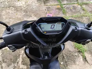 Hero Zoom 125 2025 Motorbike (Used)
