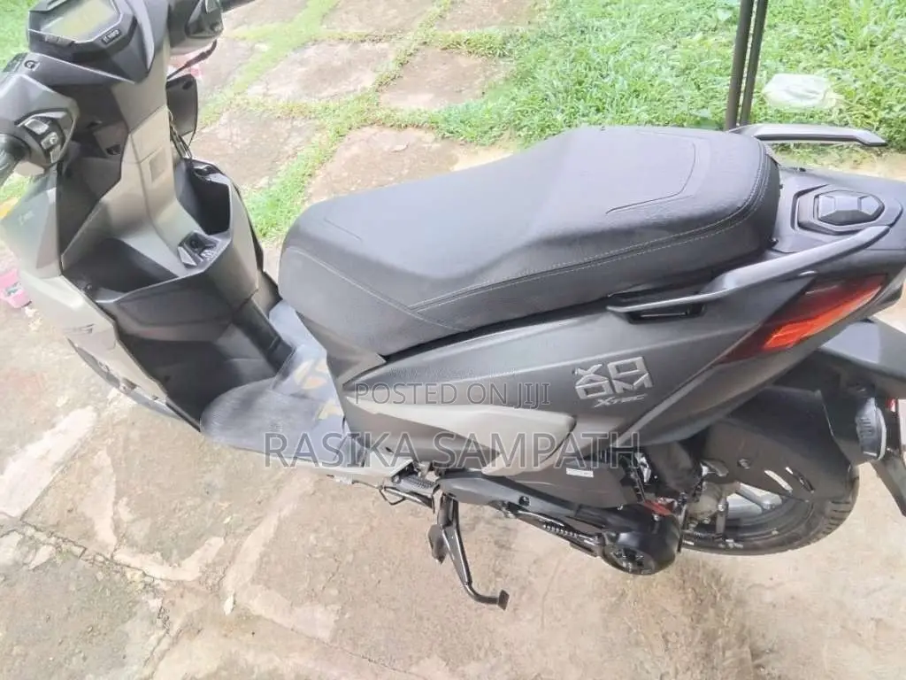 Hero Zoom 125 2025 Motorbike (Used)