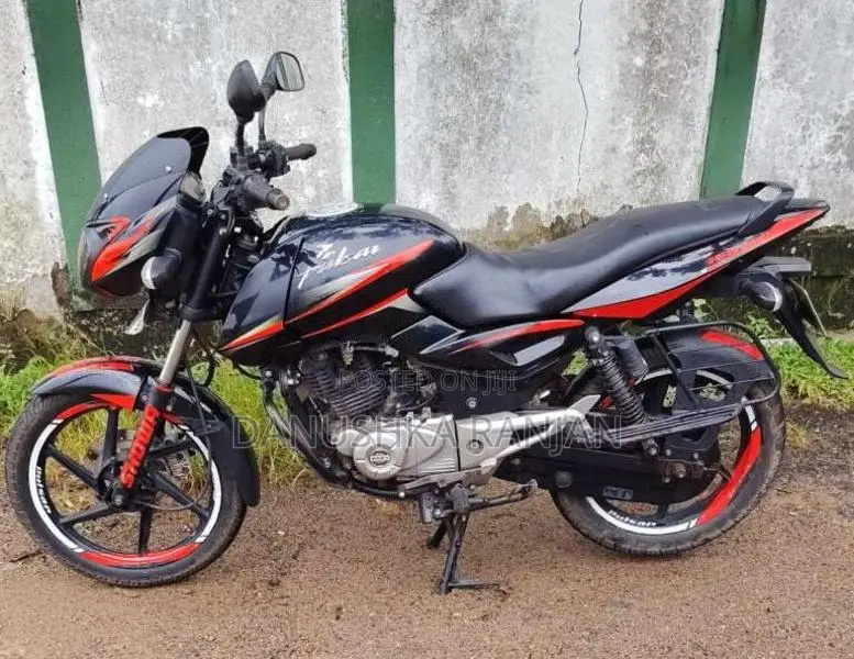Bajaj Pulsar 2015 Motorbike (Used)