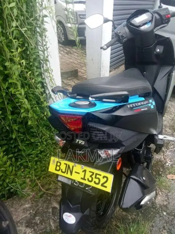 TVS Ntorq Race Edition 2024 Motorbike (Used)