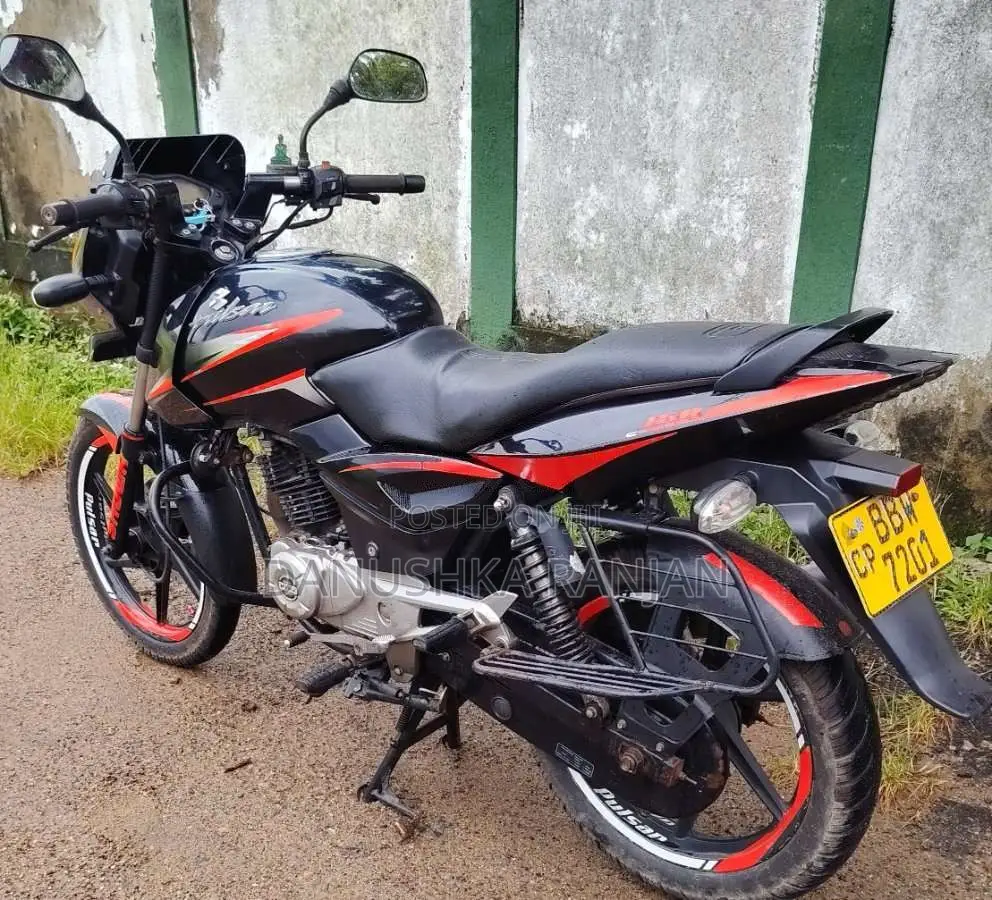 Bajaj Pulsar 2015 Motorbike (Used)