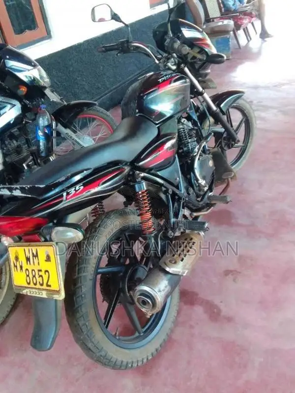 Bajaj Discover 2008 Motorbike (Used)