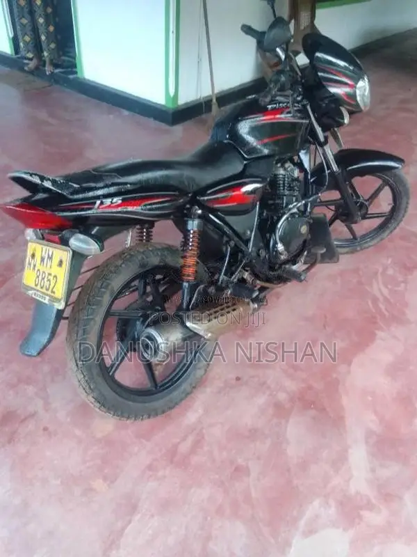 Bajaj Discover 2008 Motorbike (Used)