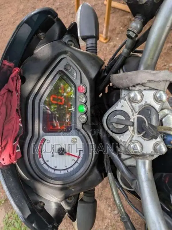 Bajaj Pulsar 200 2009 Motorbike (Used)