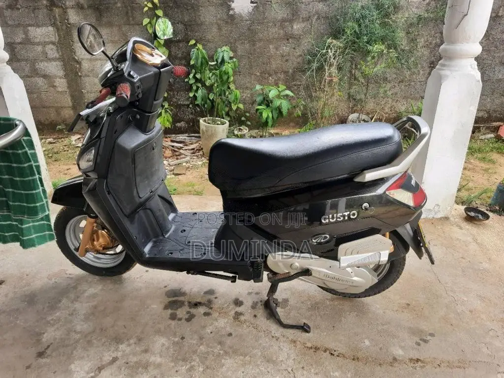 Mahindra Gusto 2019 Motorbike (Used)