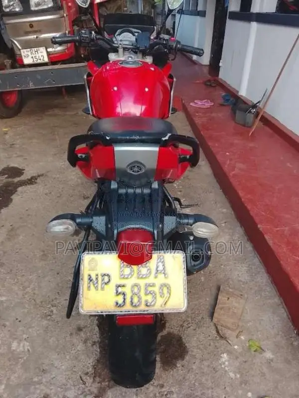Yamaha Fazer 2014 Motorbike (Used)