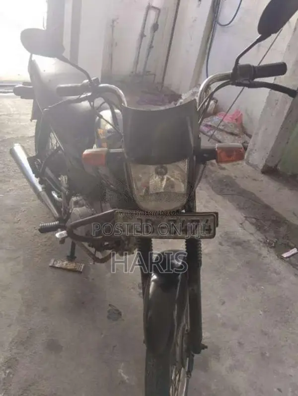 Bajaj BYK 2006 Motorbike (Used)