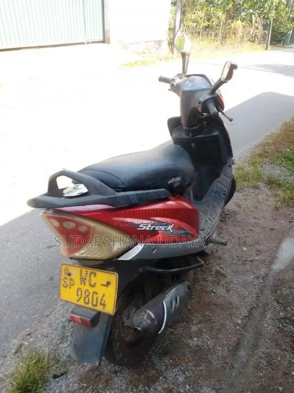 TVS Scooty Streak 2012 Motorbike (Used)
