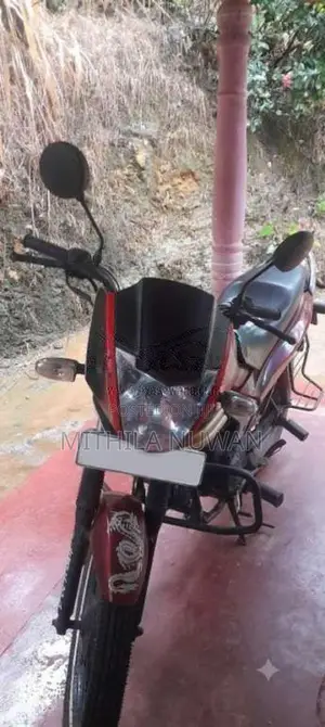 Mahindra Centuro 2017 Motorbike (Used)