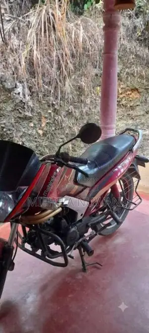 Mahindra Centuro 2017 Motorbike (Used)