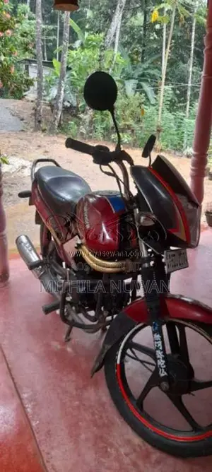 Mahindra Centuro 2017 Motorbike (Used)