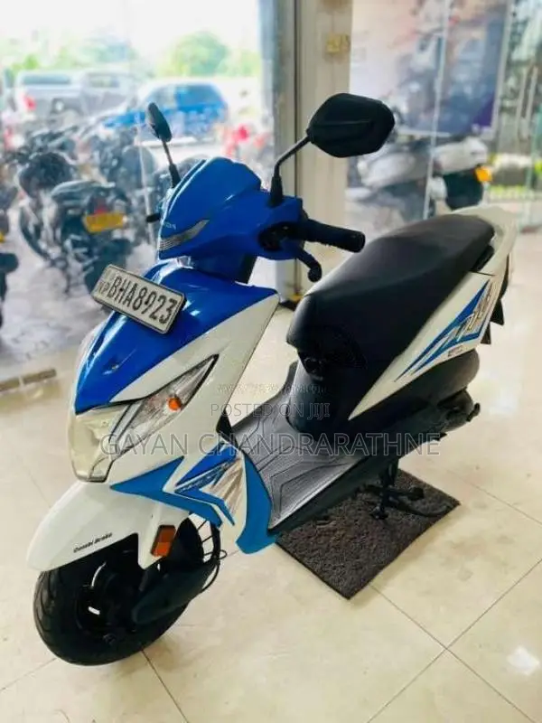 Honda Dio 2018 Motorbike (Used)