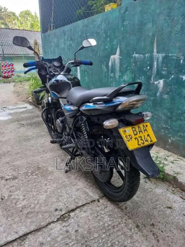 Bajaj Discover 2013 Motorbike (Used)