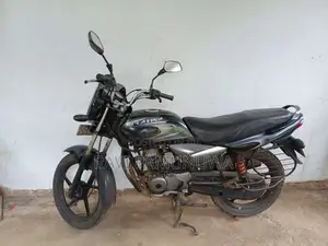 Bajaj Platina 2014 Motorbike (Used)