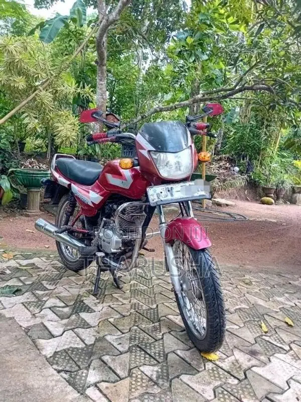 Bajaj CT-100 2005 Motorbike (Used)