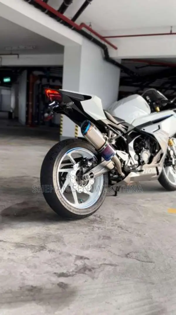 Honda CBR 250RR 2024 Motorbike (Used)