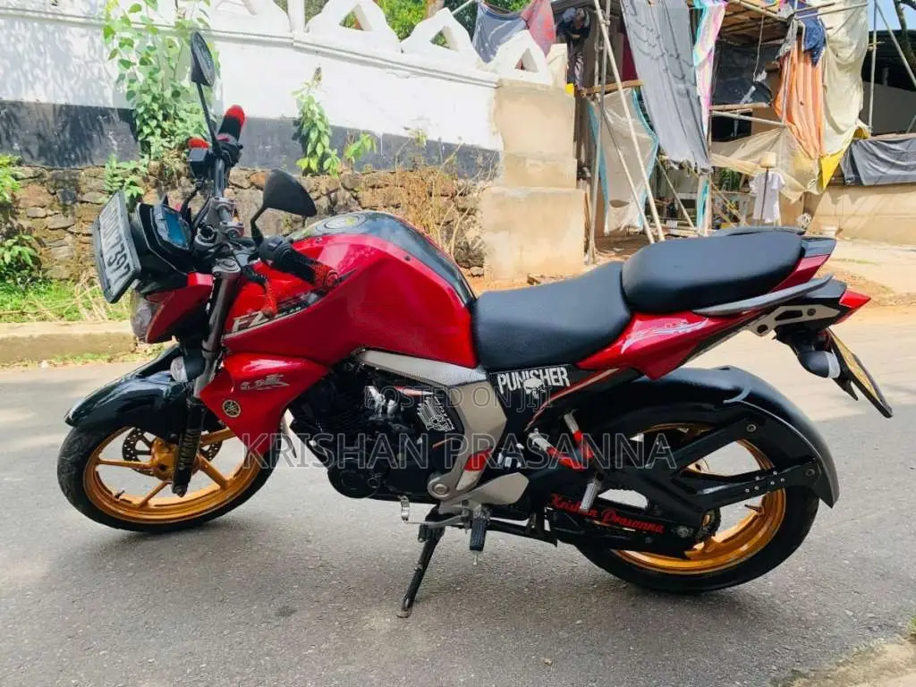 Yamaha FZ 2016 Motorbike (Used)