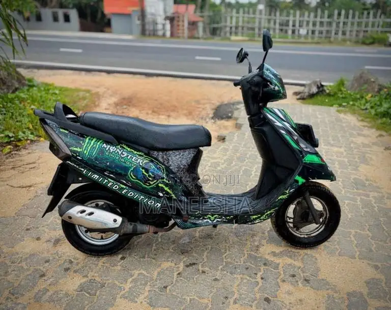 TVS Scooty Streak 2013 Motorbike (Used)