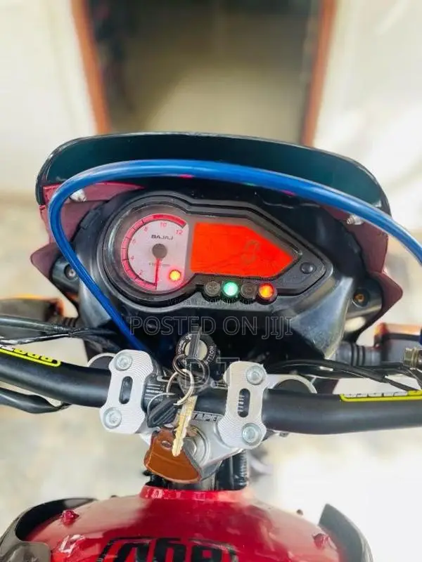 Bajaj Pulsar 180 2010 Motorbike (Used)