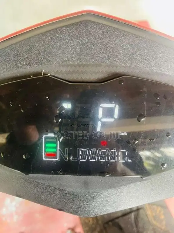 KMC SOLID Electric 2025 Motorbike (Used)
