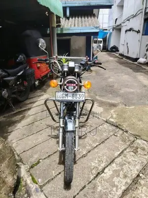Suzuki GN-125 JAPAN 1999 Motorbike (Used)