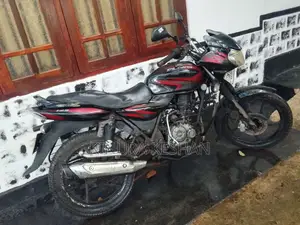 Bajaj Discover 2015 Motorbike (Used)