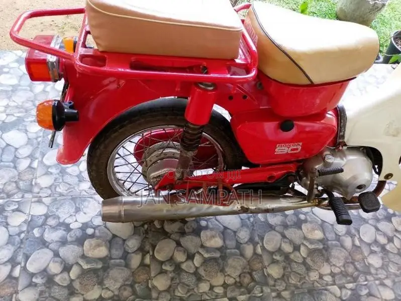 Honda MD 90 2006 Motorbike (Used)