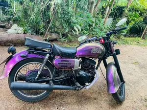 Honda CD 125 Twin 1995 Motorbike (Used)
