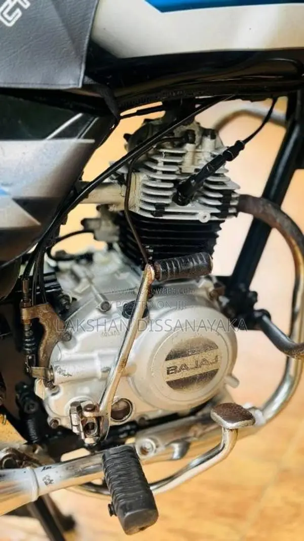 Bajaj CT-100 2011 Motorbike (Used)
