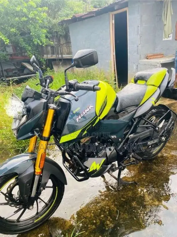 Hero Hunk 2026 Motorbike (Used)